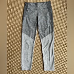 Outdoor voices grey color block leggings